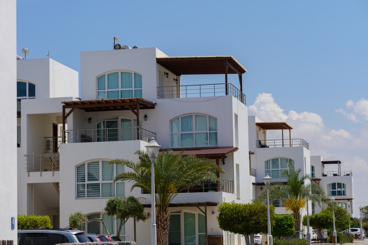 נדלן בקפריסין היוונית